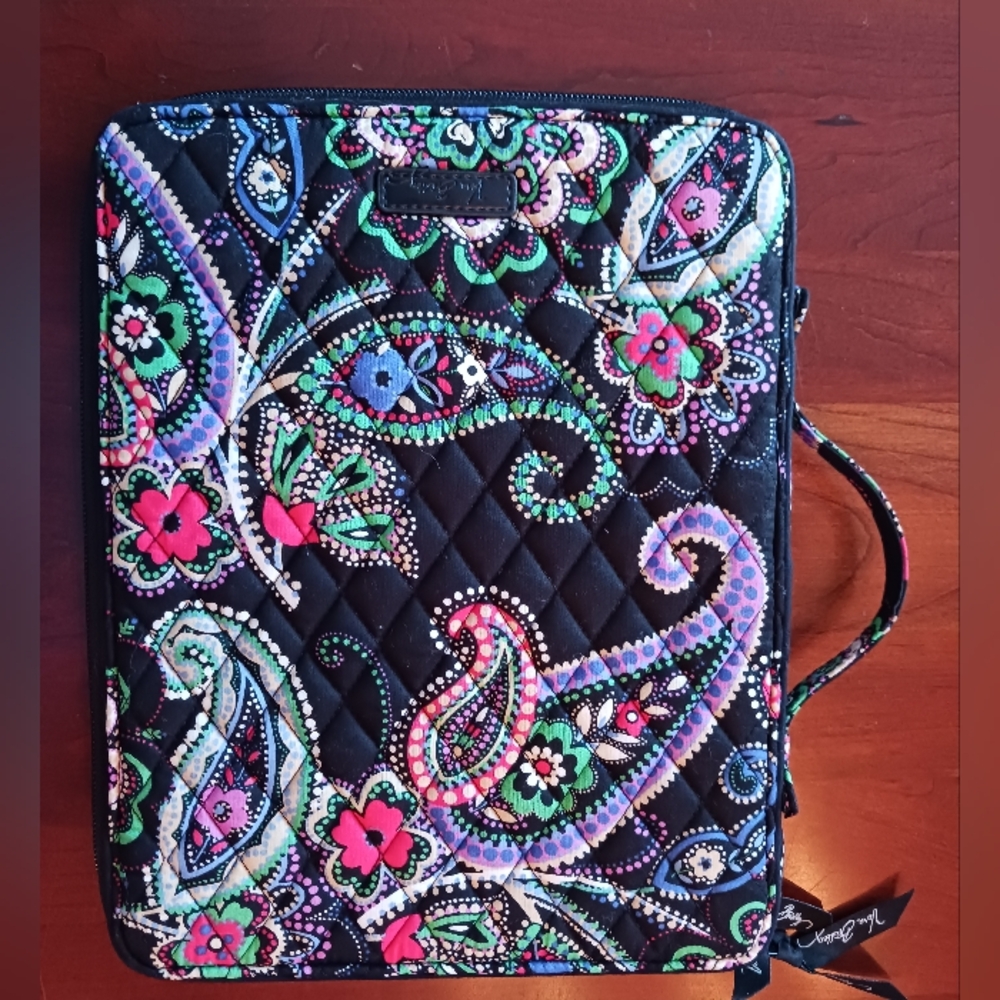 Vera Bradley Tablet Tamer/Organizer Case "Kiev Paisley"  NWOT